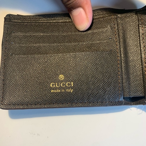 Rare Gucci Monogram Bumblebee Leather Wallet. Great condition! - Picture 3 of 4